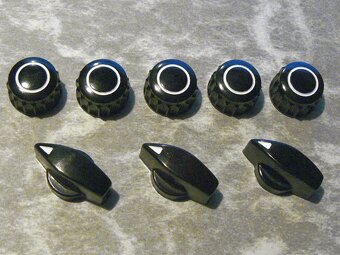 Náhradní díly pro starší elektronické přístroje TESLA a jiné - 2