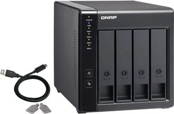 set 4x4TB WD red plus disky v dokovaci stanici qnap TR-004 - 2