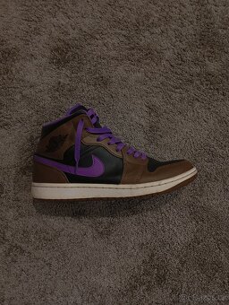 Nike Air Jordan 1 Mid Purple Mocha - 2