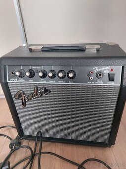 Frontman 15G Fender - kytarové kombo - 2