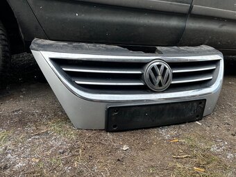 Přední maska / mřížka do nárazníku  VW Passat CC - 2
