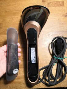 Ruční napařovač oděvů - 2