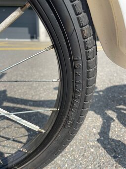 dětské dívčí kolo ctm 16" s přídavnými kolečky - 2