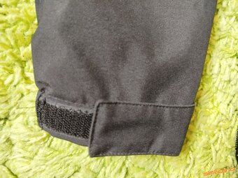 Černá šustáková bunda Umbro, M - 2