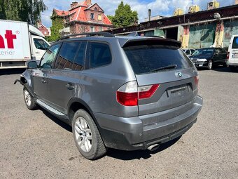 Bmw x3 e83 2.0d 130kw facelift Spacegrau na díly - 2