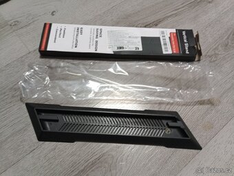 PS4 Slim Stojánek +držák na ovladač - 2