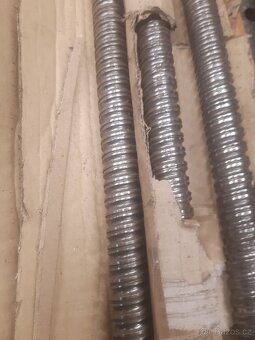 Kuličkový šroub - 2