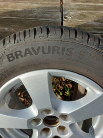 Letní pneu BARUM BRAVURIS 5, 185/60 R14 H + disky 6Jx14H2 - 2