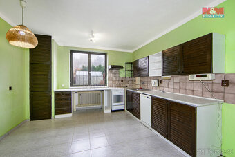 Prodej rodinného domu, 184 m², Díly - 2