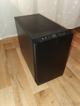Mini ITX PC Fractal Design Nano S - 2