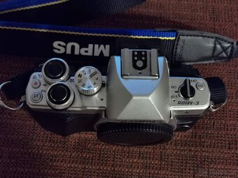 Olympus OM-D M10 II - 2