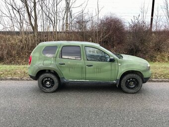 DACIA DUSTER 1.6i ARMY - 2