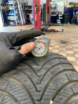 205/60r16 Kumho celorocni - 2