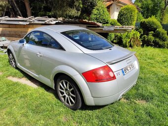 Audi TT 1.8T - 2