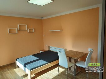 Pronájem, Pokoj, 22m2 - Kunovice, ev.č. 03194 - 2