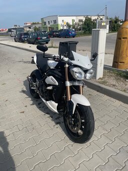 Triumph Speed Triple 1050 R.v. 2011 - 2