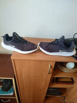 Nike - 2