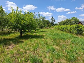 Prodej stavebního pozemku 930 m² - Tuřany, Brno - 2