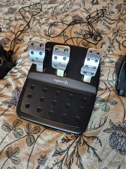 Herni volant logitech g920 driving force - 2