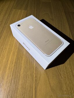 Krabička Apple iPhone 7, Gold, 128 GB - 2