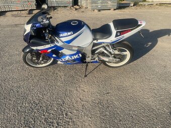 Suzuki GSX R 750 - 2