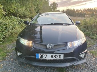 Honda Civic 1.8i Type S 3D - 2