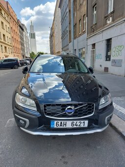 Volvo XC70 - 2