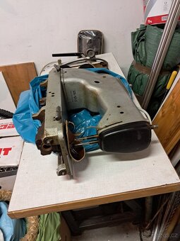 Průmyslový šicí stroj Minerva - 2