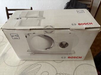Kráječ BOSCH – stav jako nový - 2