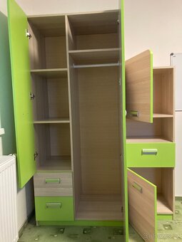Nábytek pro dětský pokoj LENA - skříň, stůl, postel - 2