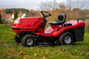 Silný sekací traktůrek Murray ( MTD ) 16 hp Vanguard 2 válec - 2