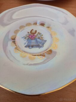 Porcelánová šálky s podšálky.Vánoční motiv - 2