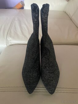 Dámské boty na podpatku. SABATINA - 2