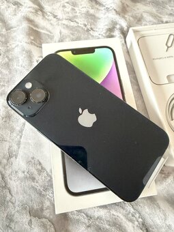 iPhone 14 a Apple Watch series 3 - 2