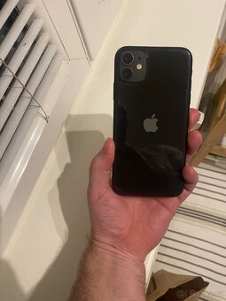 iPhone 11,64Gb černo-šedý - 2