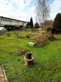 Prodej zahradního domku s příslušenstvím - 2