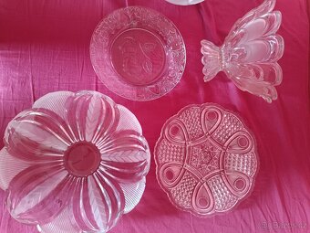 Prodám krásné tací podnosy. - 2