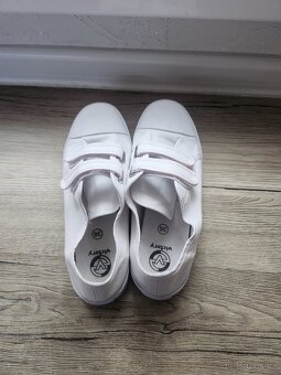 Prodam cvicky top stav vel.36 - 2