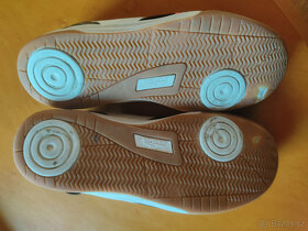 Sálové boty, vel. 40 - 2