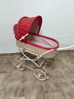 Retro kočárek Romance červený - 2