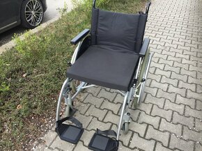 Mechanický invalidní vozík - 2