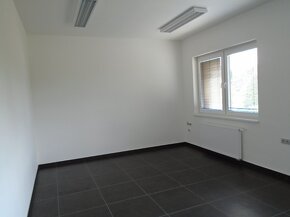Pronájem nebytových prostor - 22,23m2, Třinec, - 2