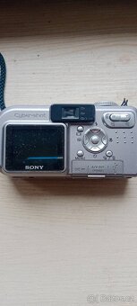 Digitální fotoaparát Sony DCS p10 - 2