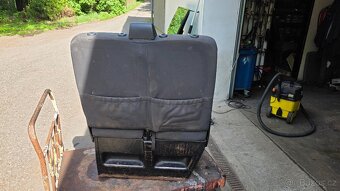 VW T5, - spolujezdcova přední dvojsedačka - 2