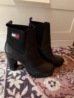 Boty Tommy Jeans velikost 40 - 2
