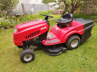 Zahradní traktůrek Mtd Smart Re 130 H - 2