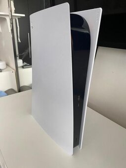 PlayStation 5 Digital - 2