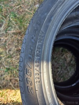 Letní sada 4kusů pneumatik 235/45 R20 - 2