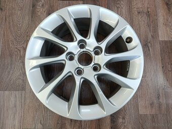 5x112 Audi A3 6,5Jx16 ET46 číslo dílu 8V0601025BM alu disky - 2