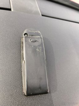 Nokia 6210 - 2